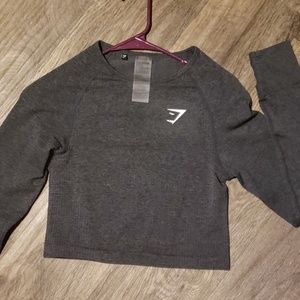 Gym shark top long sleeve